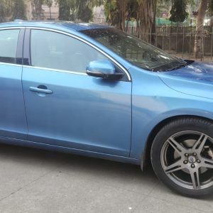 Volvo S60-Summum D4