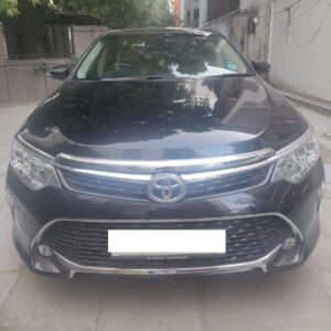 Toyota Camry - Hybrid Automatic